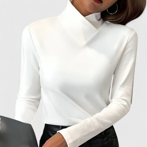 Yulienne Elegant Turtleneck