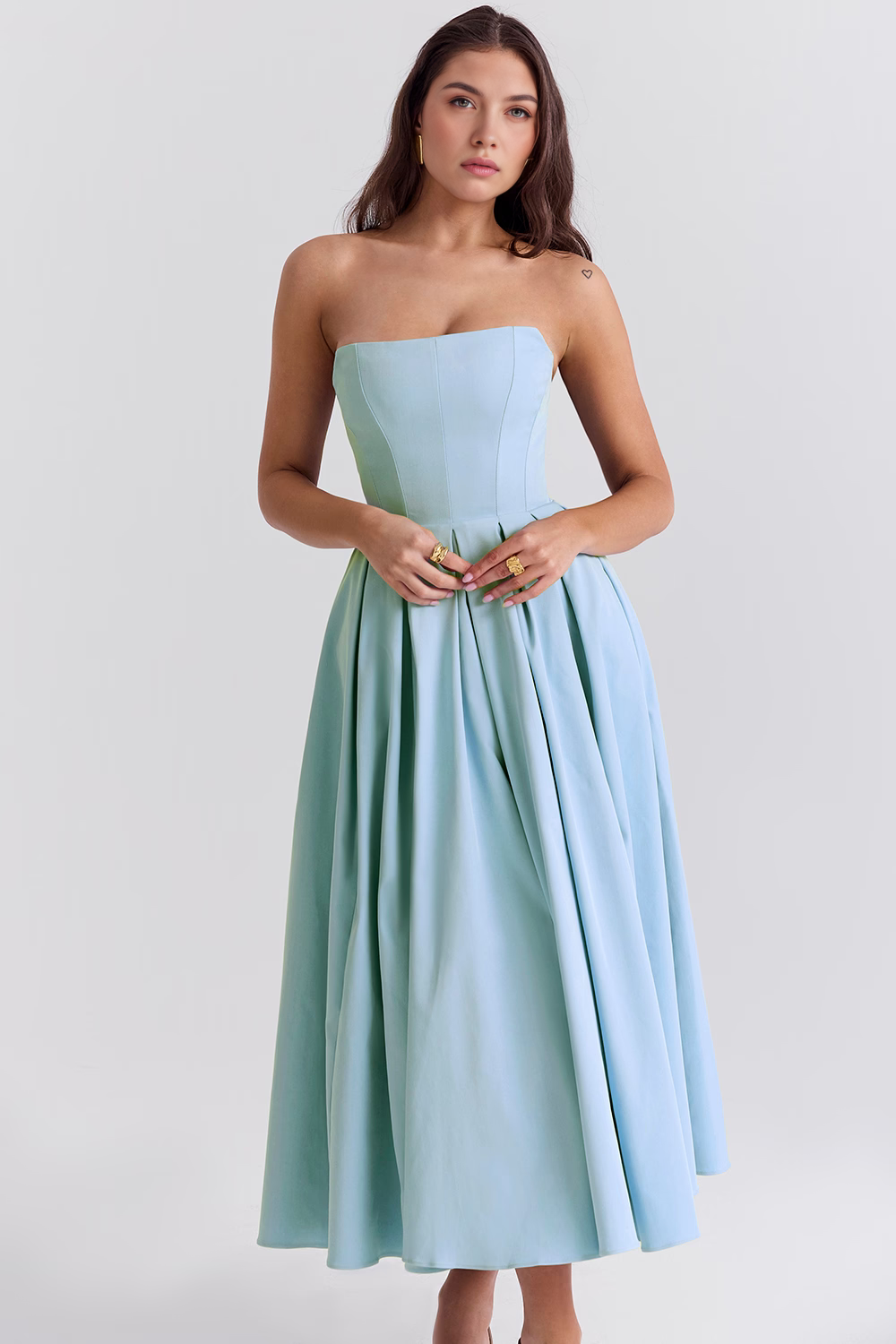 Venuesa Embroidered Bloom Dress