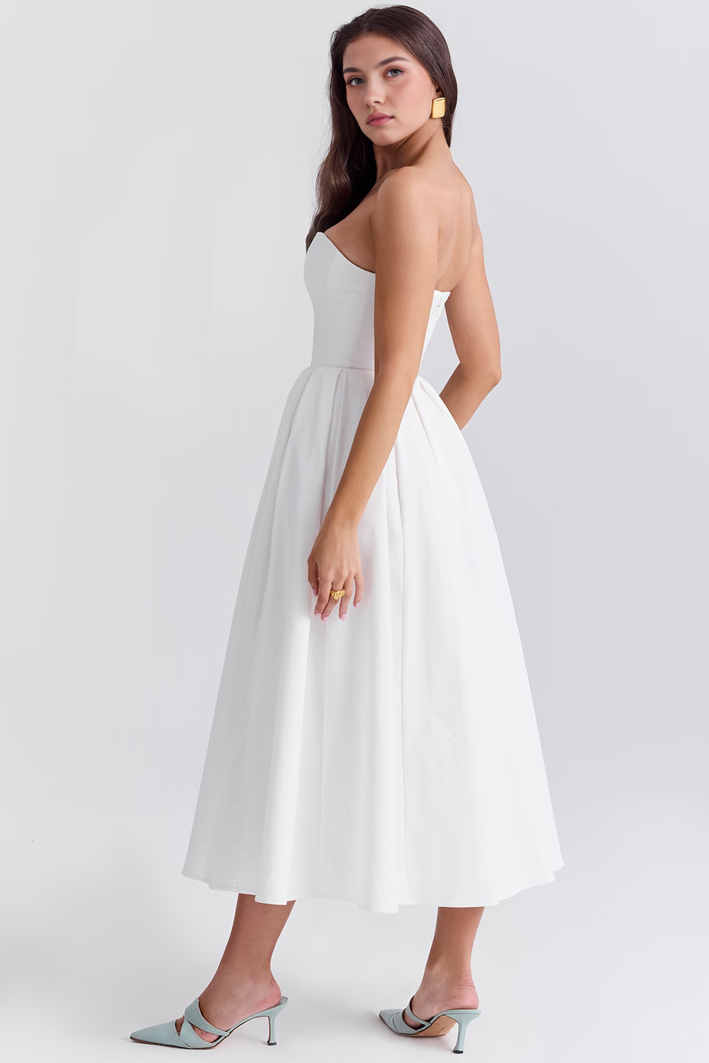 Venuesa Embroidered Bloom Dress