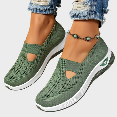 Venuesa Orthopaedic slip-on shoes