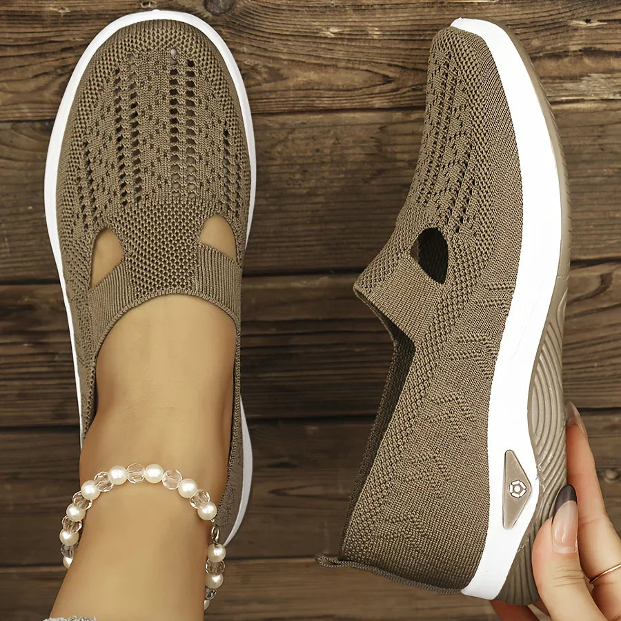 Venuesa Orthopaedic slip-on shoes